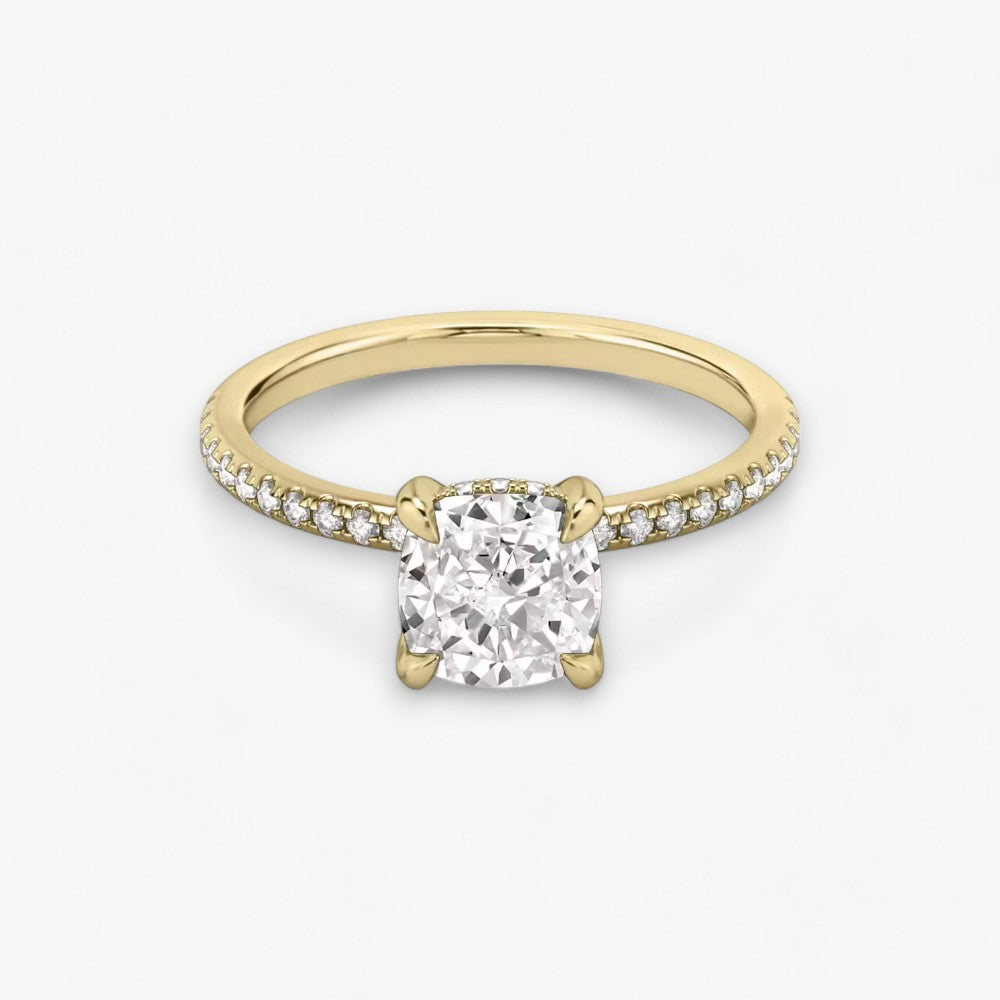 AMOUR (Cushion yellow gold with pave natural diamond)