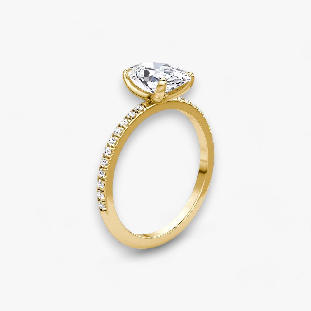 VITRA (Oval natural diamond yellow gold with pave)