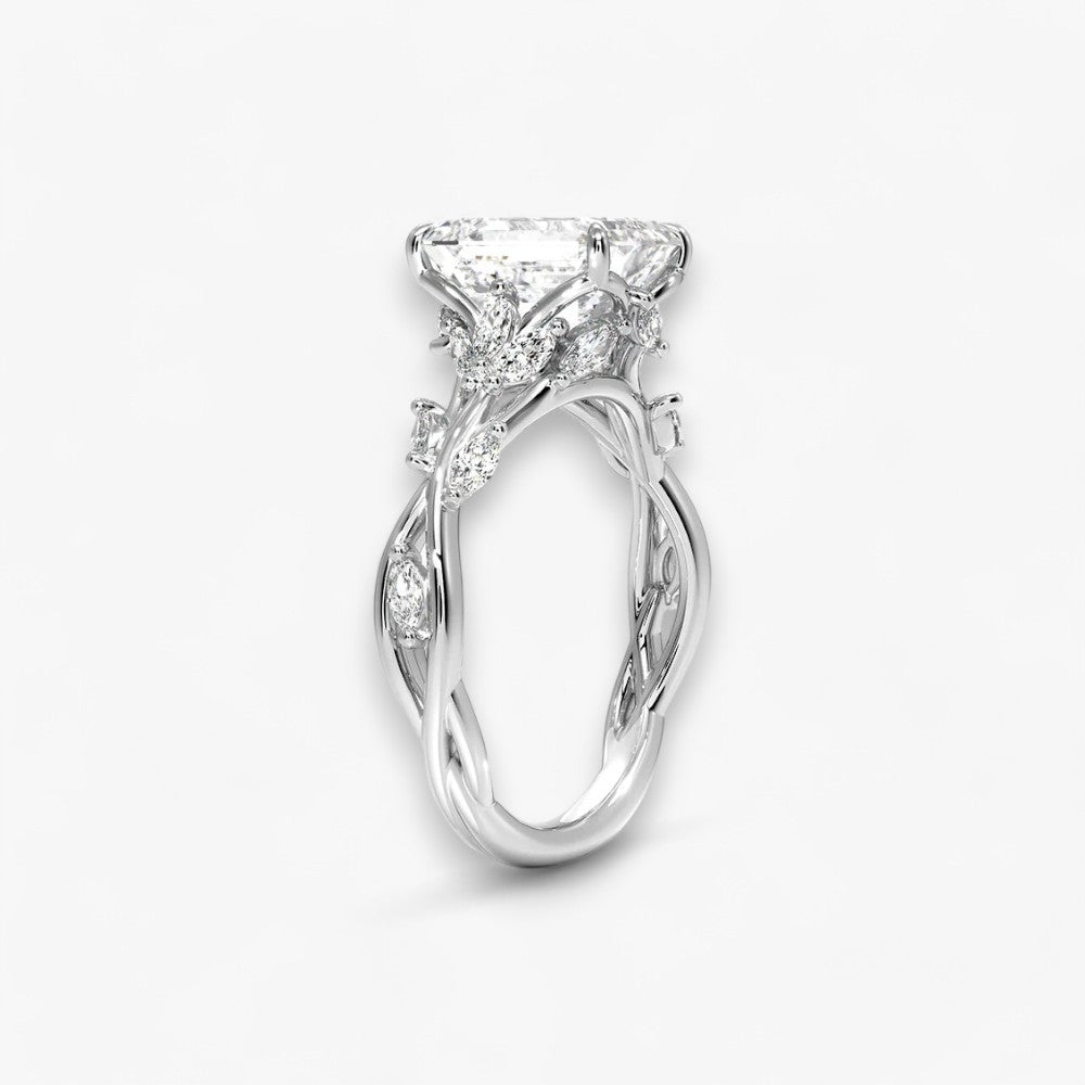 FLEUR (Emerald White Gold)