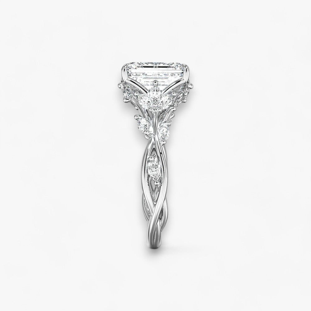 FLEUR (Emerald White Gold)