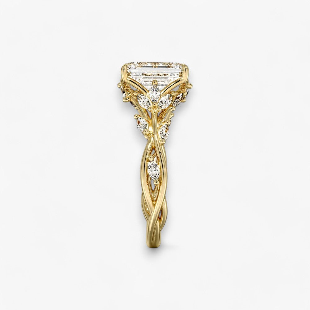 FLEUR (Emerald Yellow Gold)