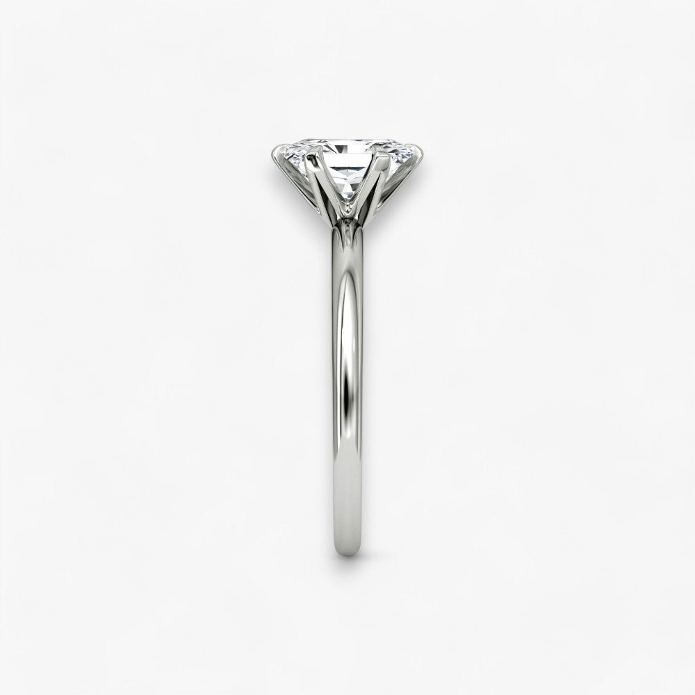 CLAIR (Radiant natural diamond white gold without pave)